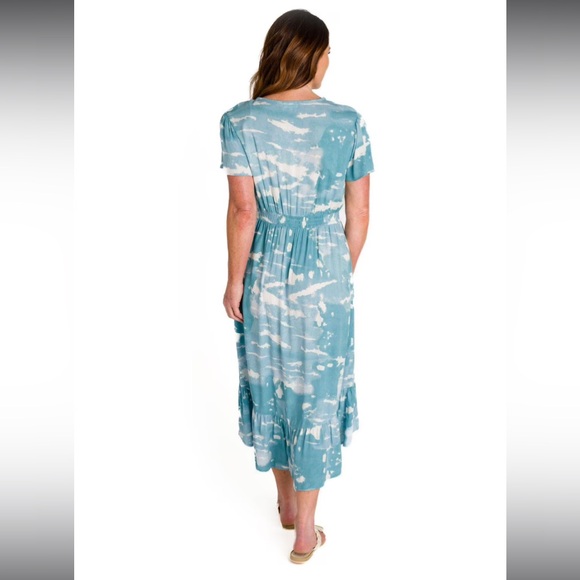 IVY Women's Smocked Waist Dress w/ Ruffle - Picture 2 of 6